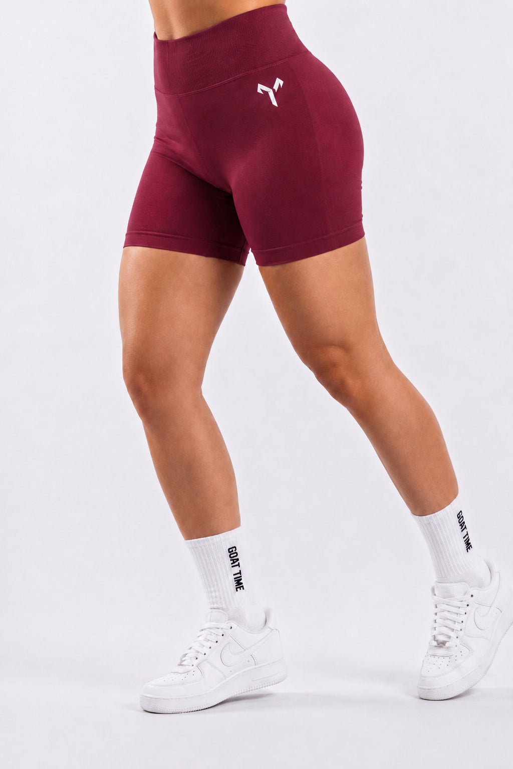 SEAMLESS SHORT GOAT BURDEOS