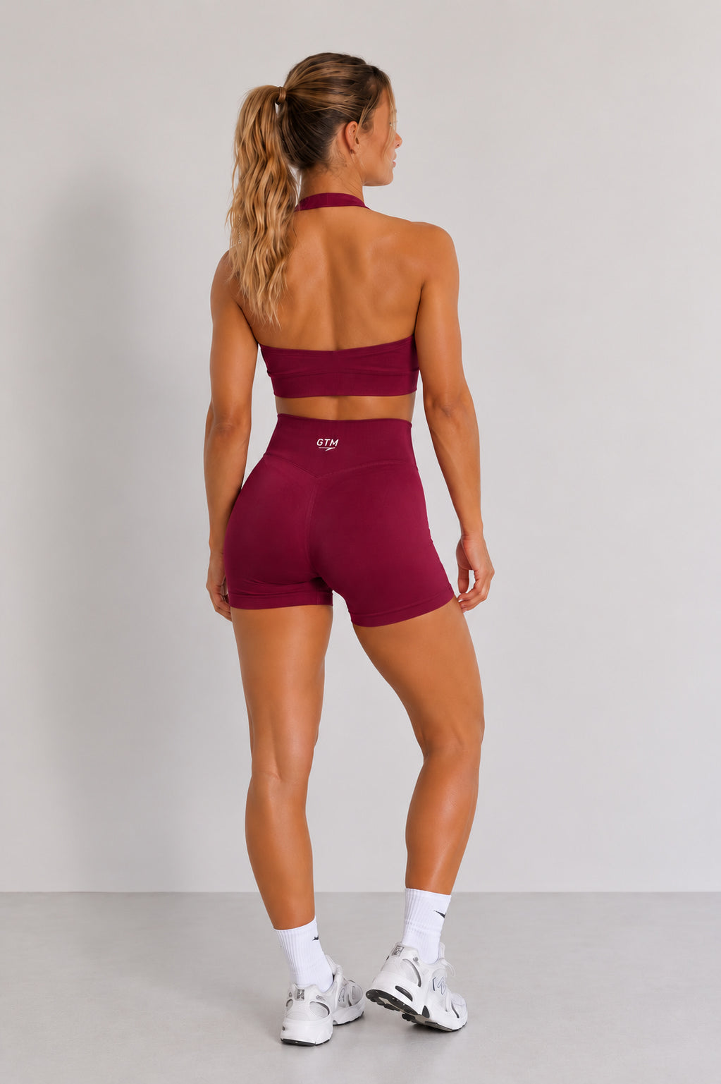 CONJUNTO CORTO BURDEOS