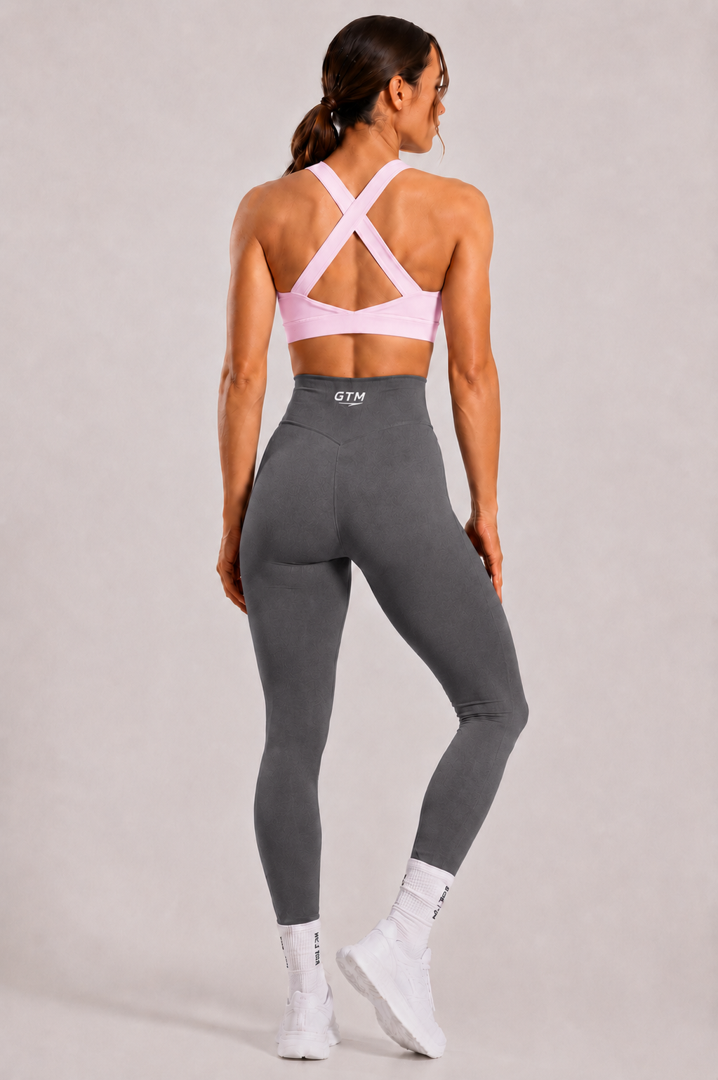 CONJUNTO GOAT GRISACEO