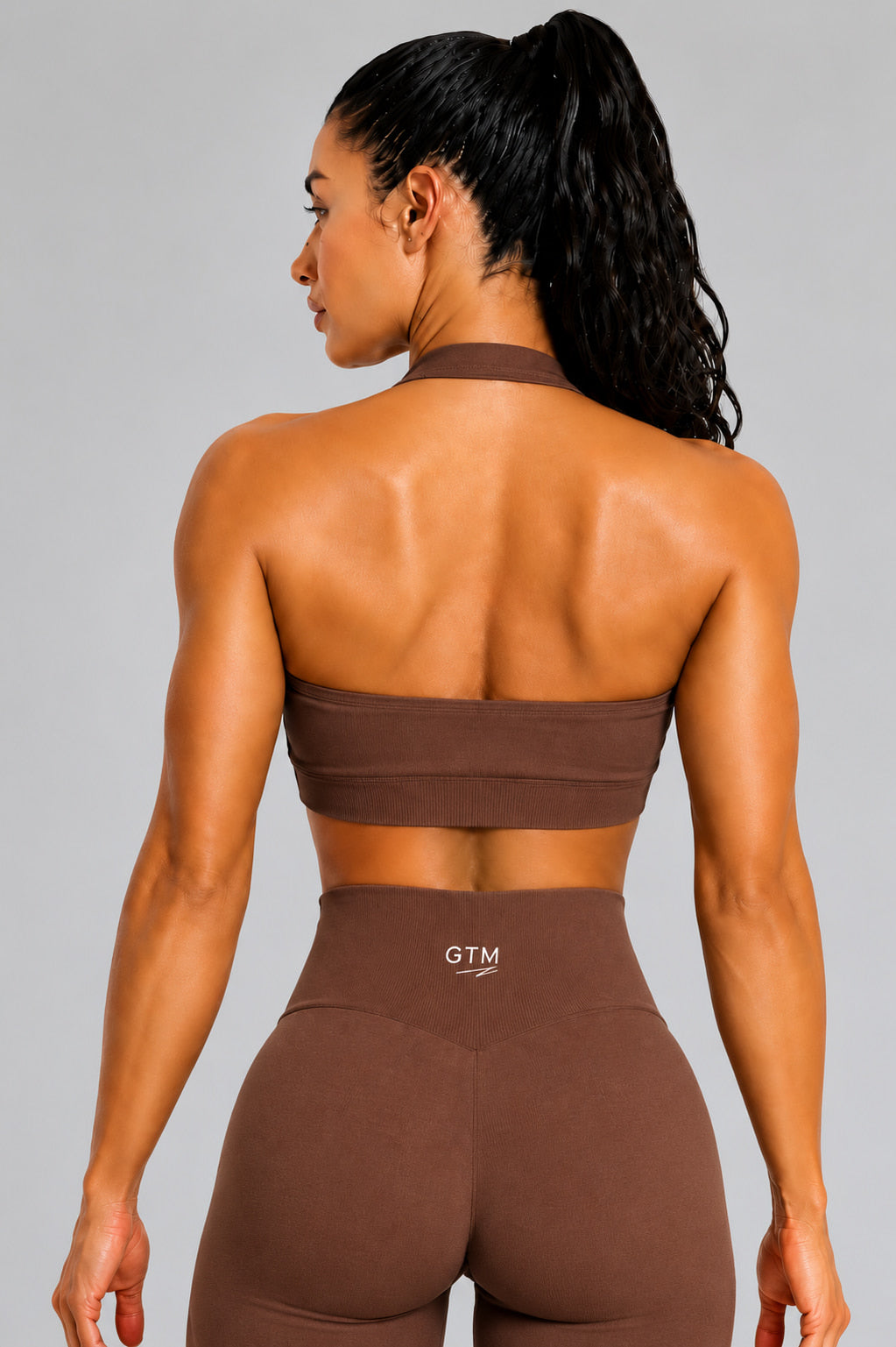 TOP CORTO DEPORTIVO GOAT MARRON