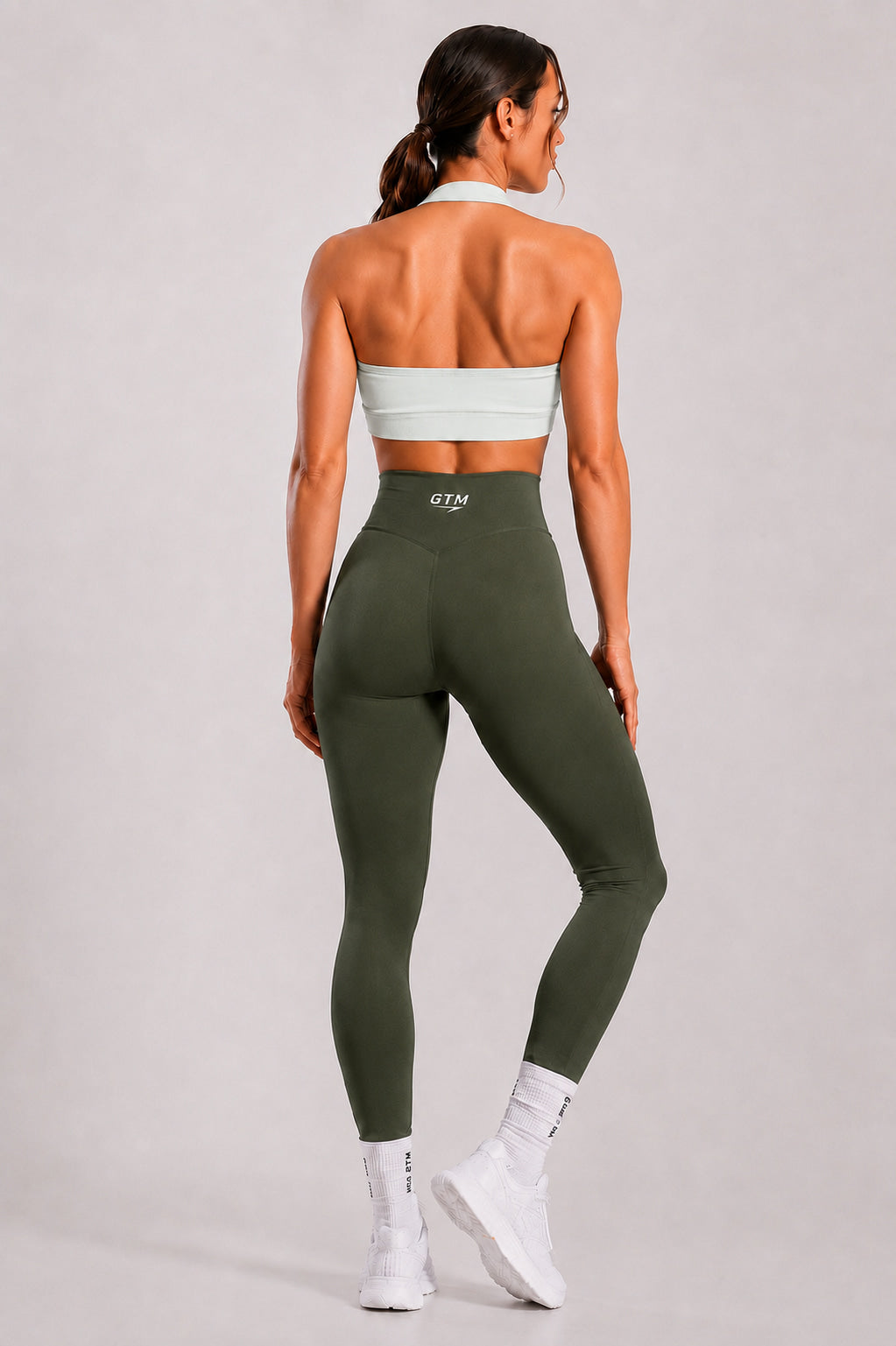CONJUNTO TOP CORTO + LEGGINGS VERDE GOAT